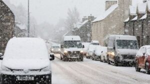 Snowfall and Ice Warning β London