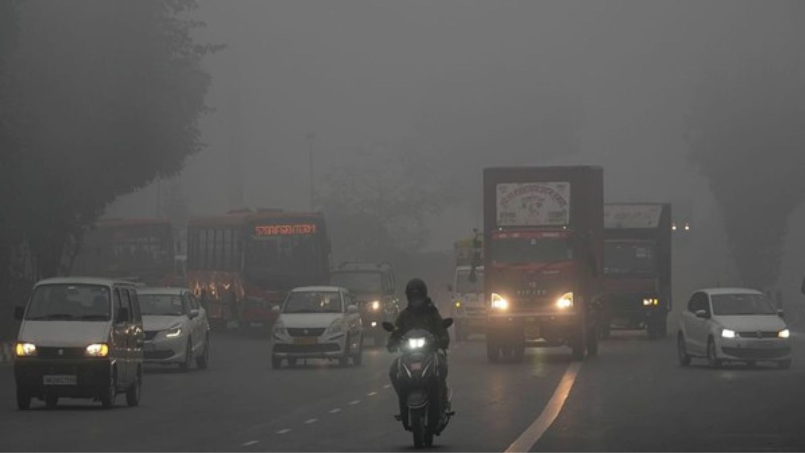 Dense Fog and Cold Weather Alerts Across Punjab