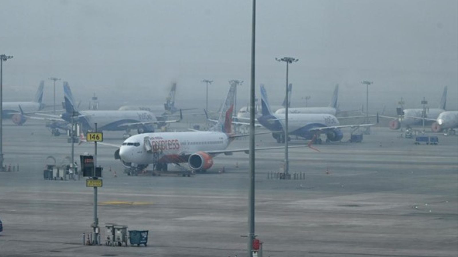 Situational Brief: Low-Visibility Passenger Advisory at Delhi Airport