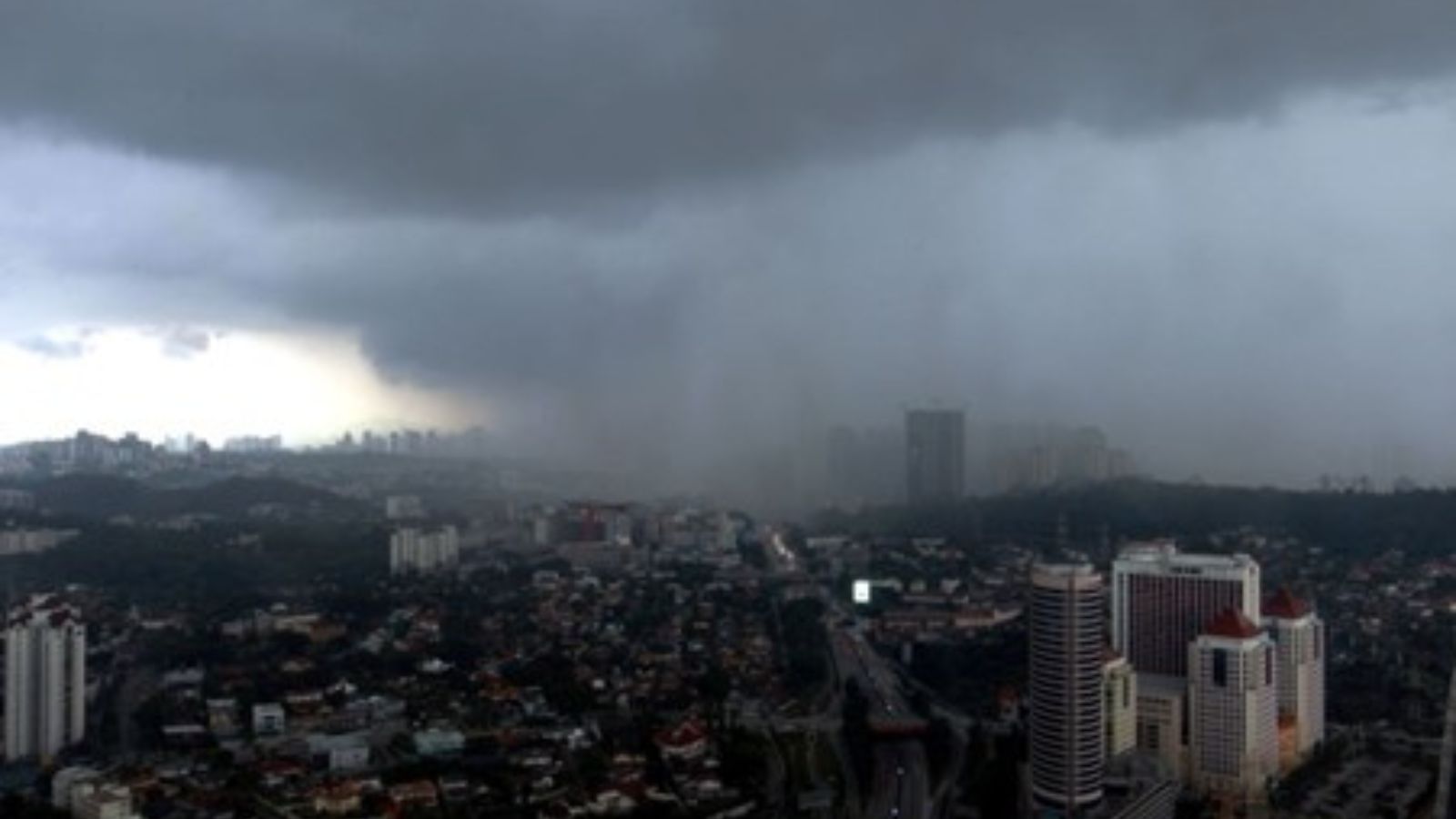 Malaysia Thunderstorm Warning