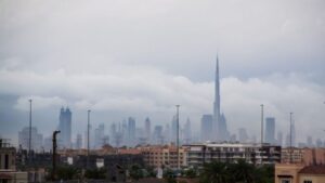 Multi-Hazard Weather Advisory – Fog, Dust and High Temperatures Across UAE